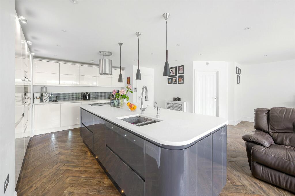Additional image 7 of Hayes Way, Beckenham, BR3