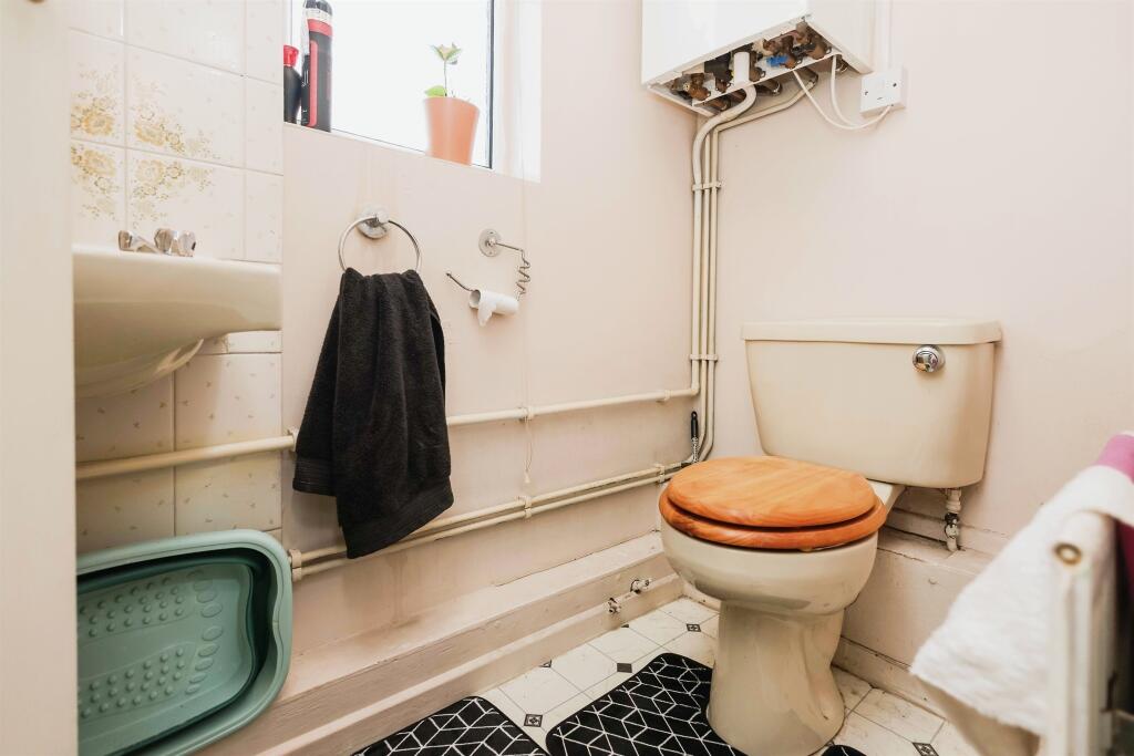 Additional image 14 of Olliver Close, HALESOWEN