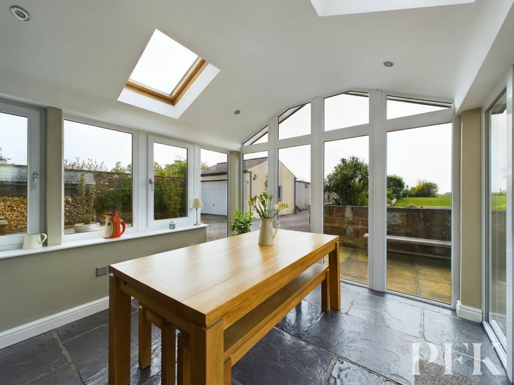 Additional image 41 of Egremont, CA22