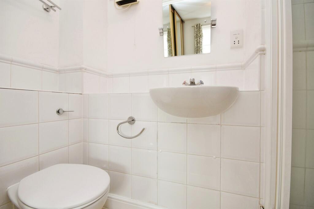 Additional image 10 of Horn Book, Saffron Walden