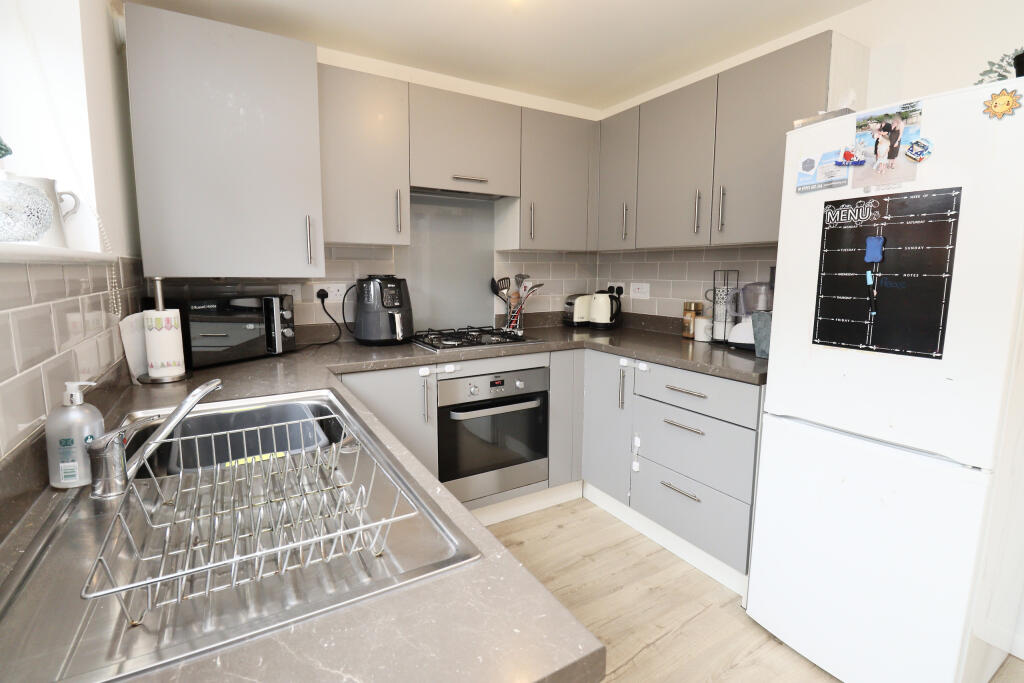 Additional image 5 of Curator Rise, Street