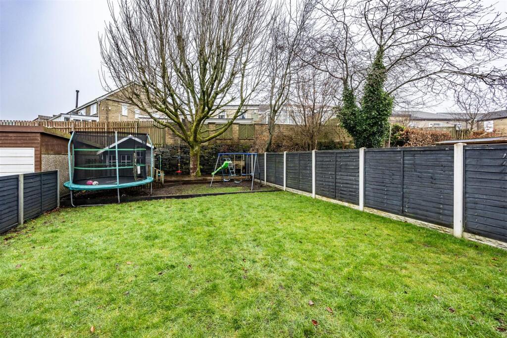 Additional image 14 of Hainsworth Moor Drive, Queensbury, Bradford