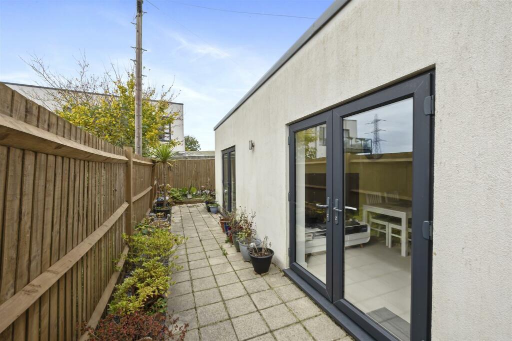 Additional image 12 of Rowan Close, Portslade, Brighton