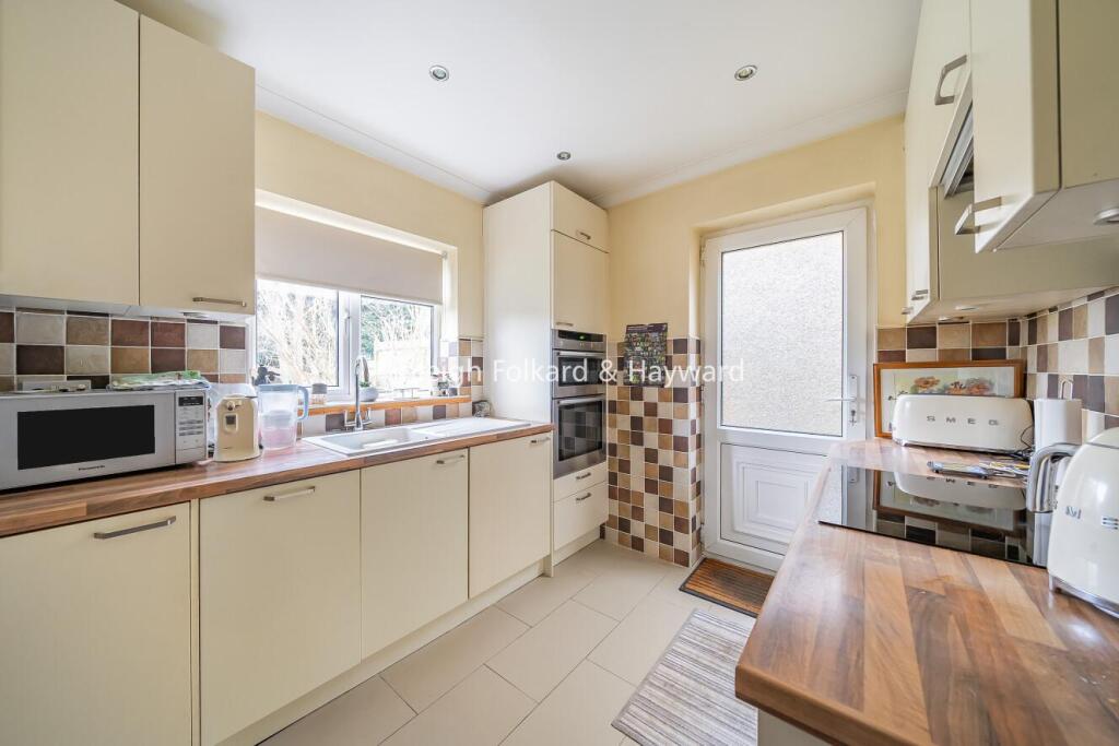 Additional image 14 of Harvest Bank Road, West Wickham