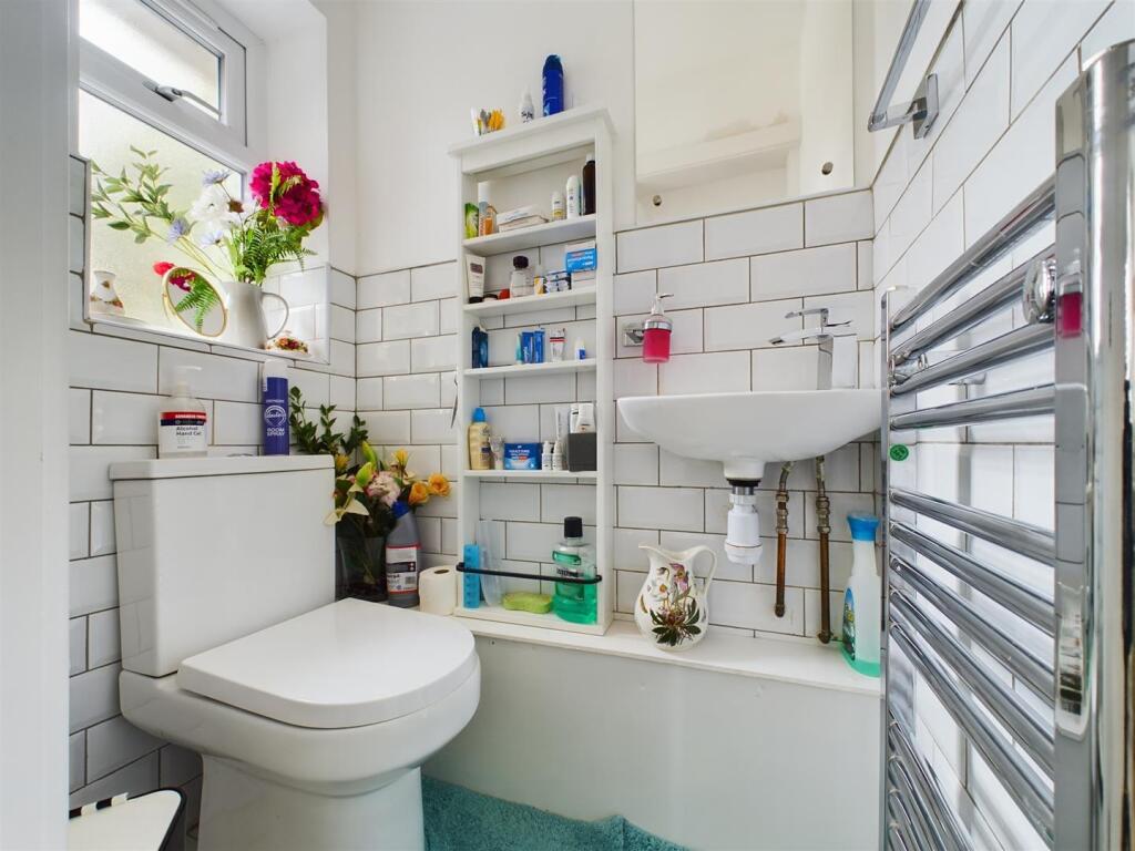 Additional image 5 of Oak Barn Road, Halesowen