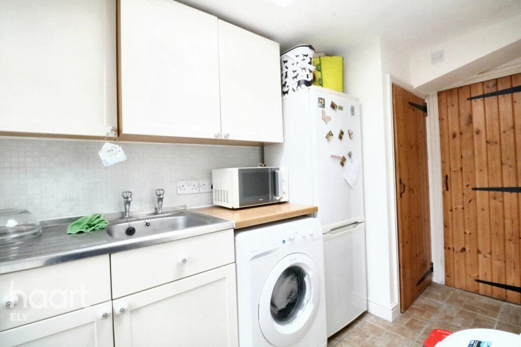 Additional image 8 of High Street, Wilburton