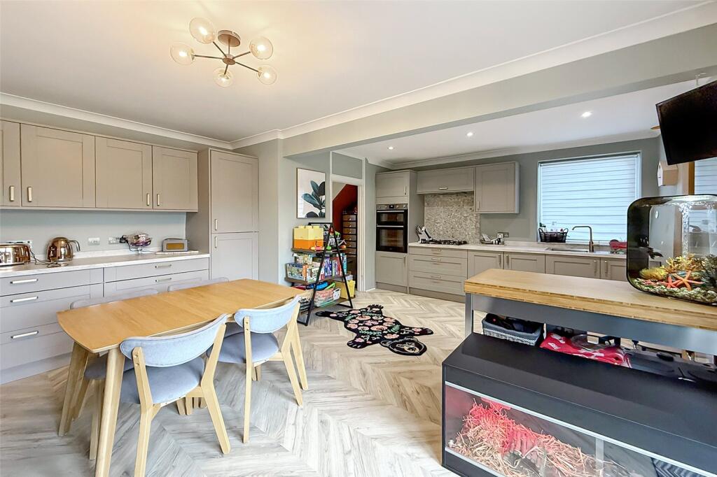 Additional image 8 of Cornwall Road, Littlehampton, West Sussex