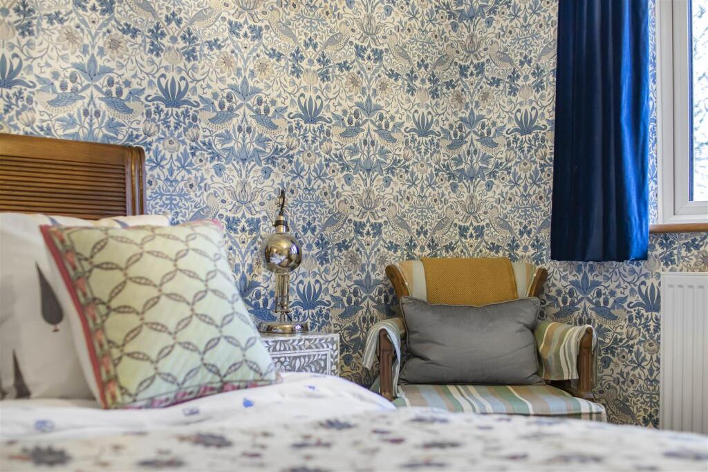 Additional image 14 of Beeches Close, Saffron Walden