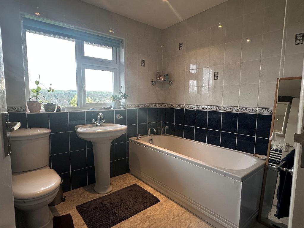 Additional image 16 of Castle Way, Steyning, West Sussex, BN44 3FG