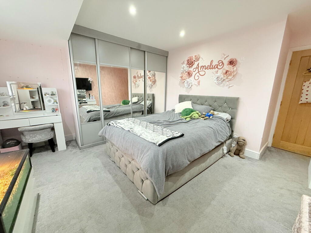 Additional image 24 of Willowbank Road, Knowle