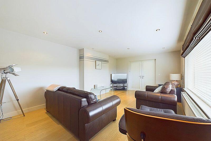 Additional image 5 of Stamford Hill, Lowca