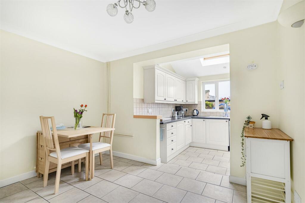 Additional image 4 of Maple Close, Bottisham