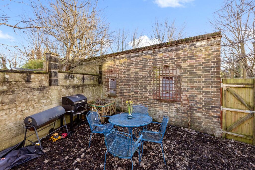 Additional image 23 of Davey Drive, Brighton, BN1