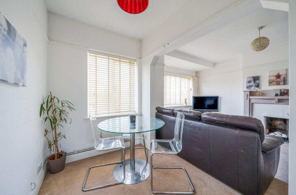 Additional image 11 of Rosslyn Close, West Wickham, BR4