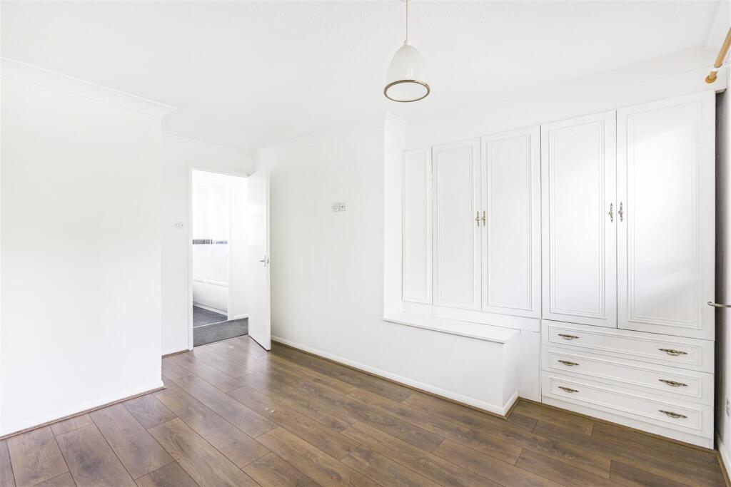 Additional image 7 of Vincenzo Close, Welham Green , Herts