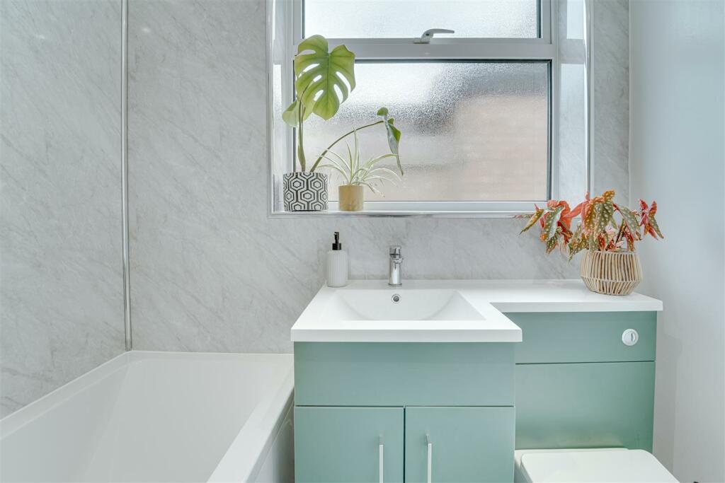 Additional image 9 of Coach Lane, Cheveley, Newmarket