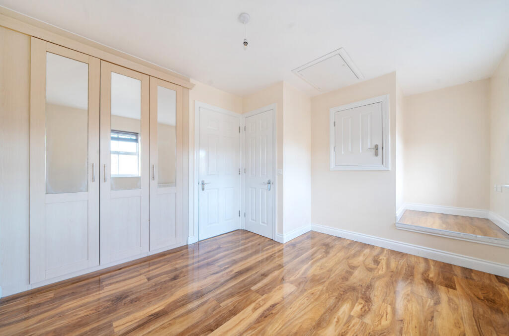 Additional image 8 of Sparkes Close, Bromley, BR2
