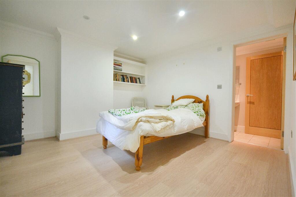 Additional image 10 of Castle Street, Saffron Walden