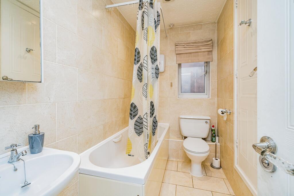 Additional image 9 of Clifton Street, CRADLEY HEATH, West Midlands, B64
