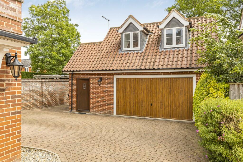 Additional image 26 of Arborfield Drive, Newmarket