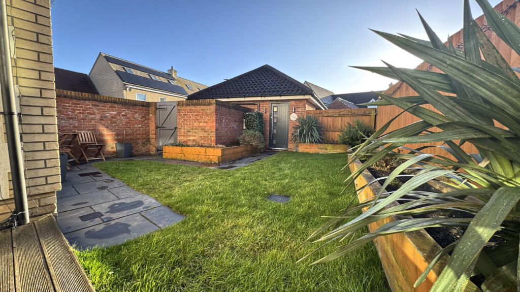 Additional image 4 of Woodpecker Way, Great Cambourne, Cambourne, CB23