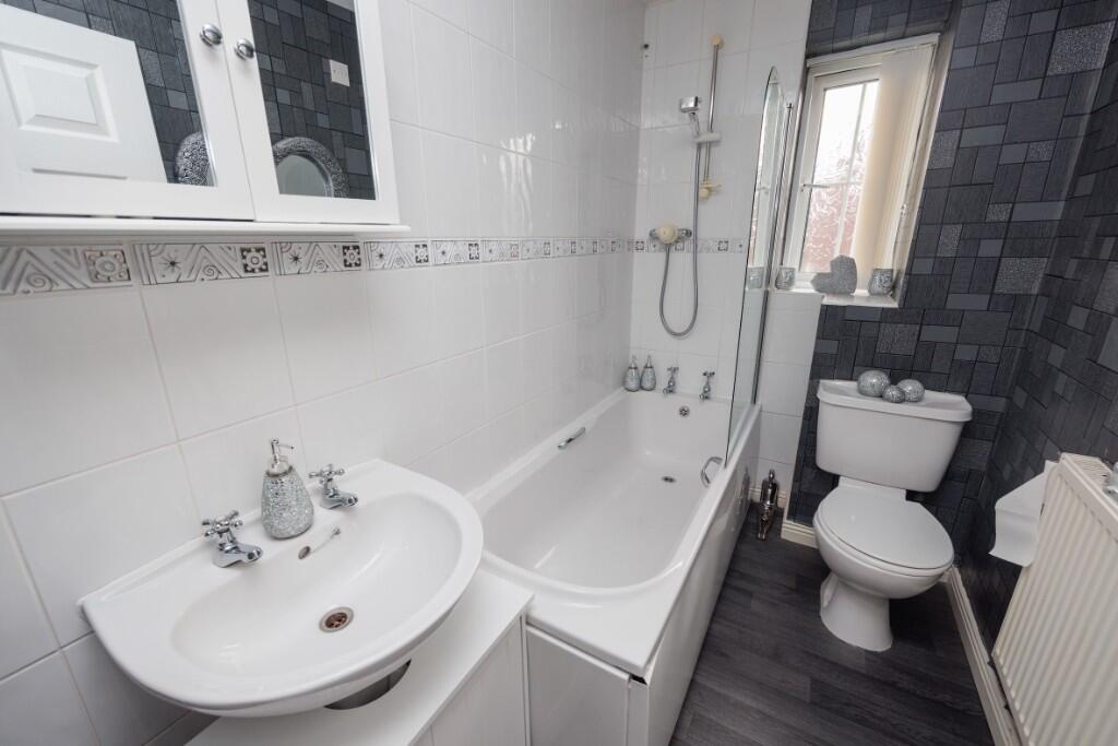 Additional image 17 of Lindisfarne Avenue, Blackburn, BB2