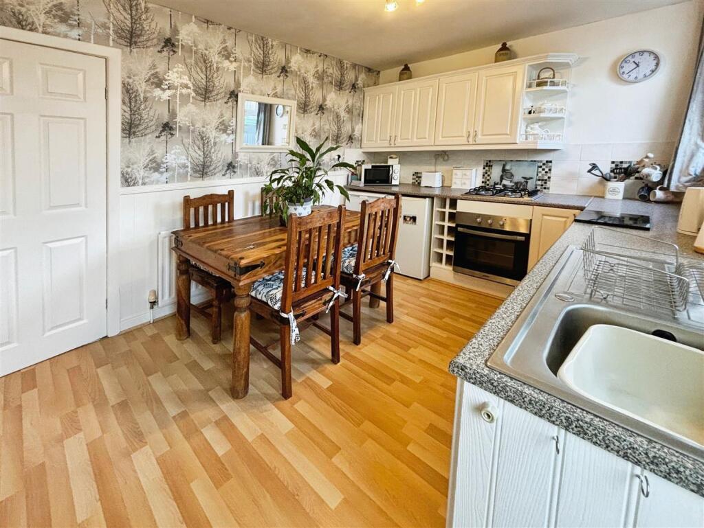 Additional image 7 of Musgrave Drive, Bradford, BD2 3JZ