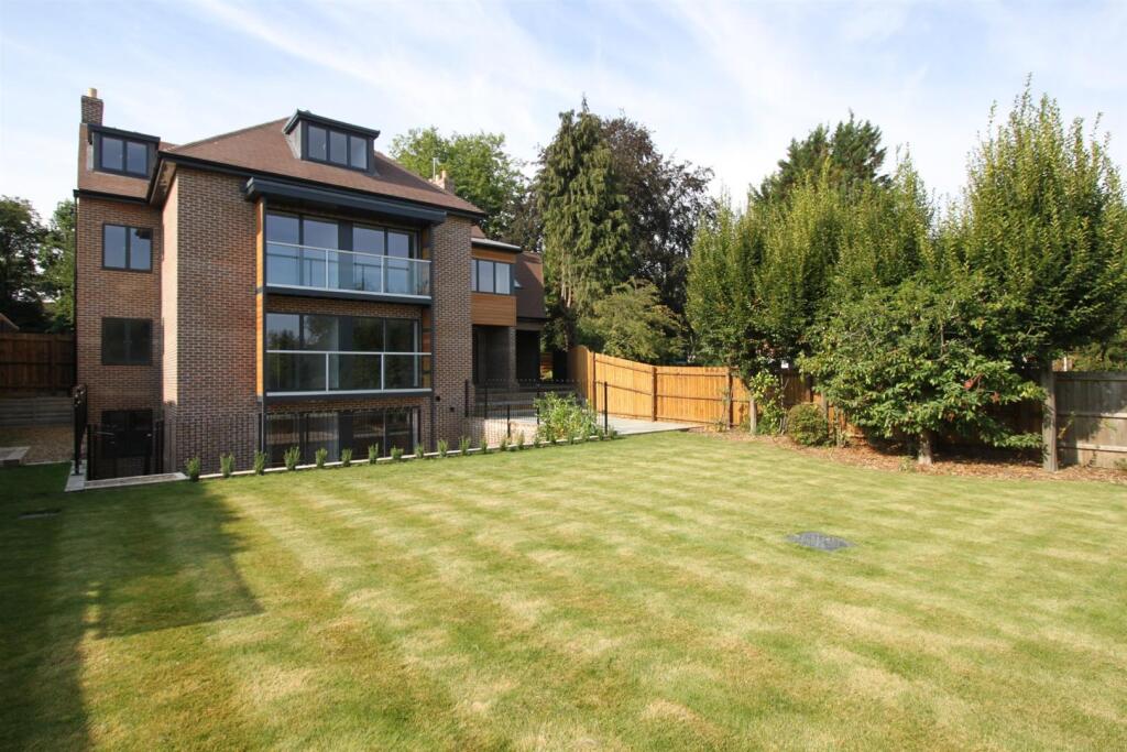 Additional image 13 of Flat 3, 317 Hills Road, Cambridge