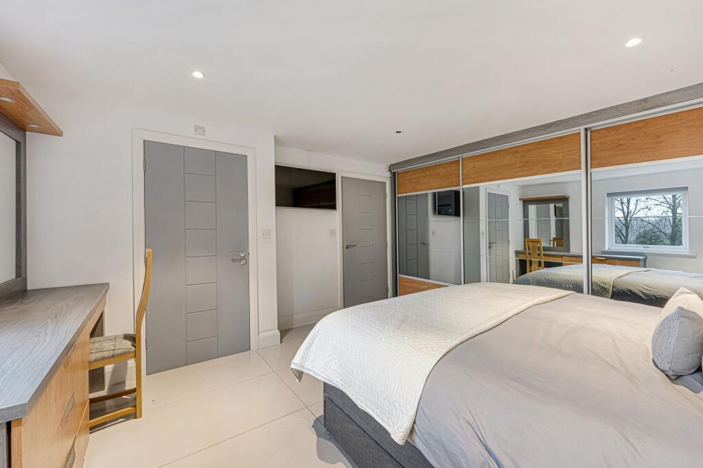 Additional image 35 of Moorview, Moss Bank Way, BL1 3LR – Stunning Home with Roof Terrace, Cinema Room & Outdoor Kitchen