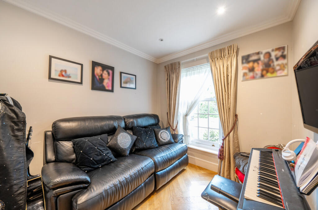 Additional image 9 of Dickens Drive, Chislehurst, KENT, BR7