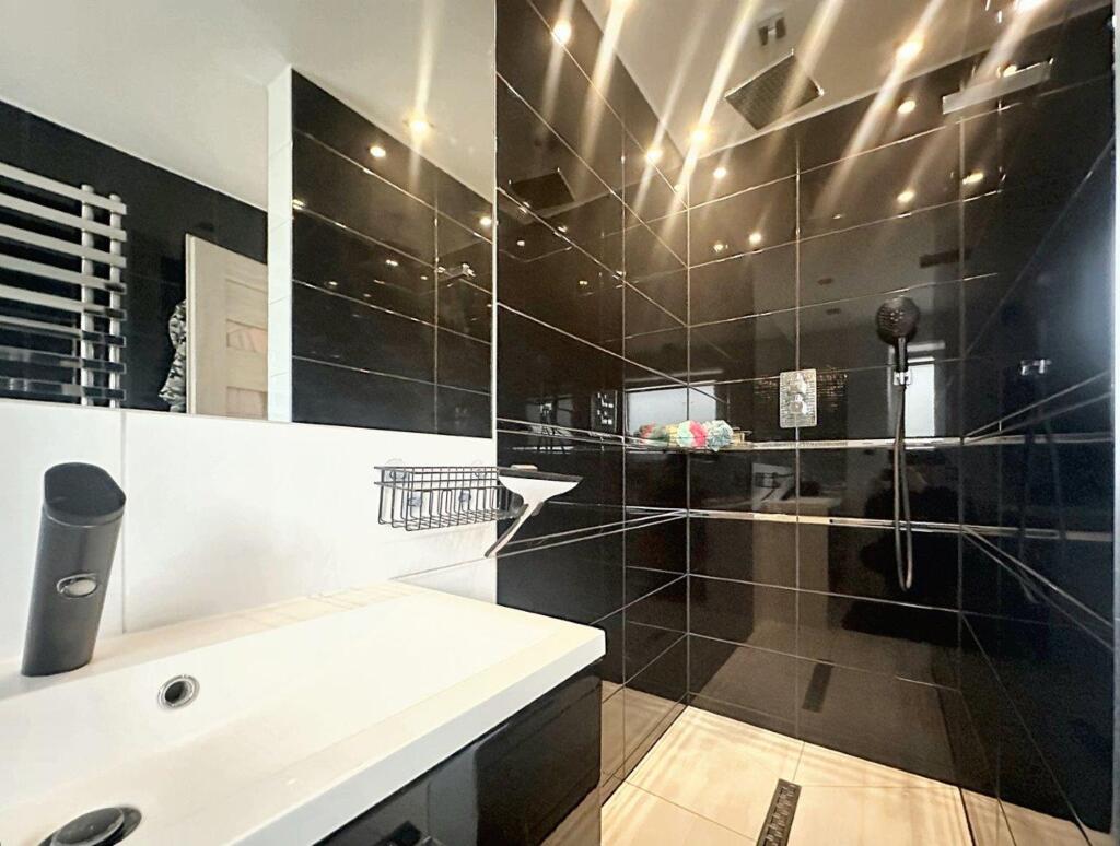 Additional image 16 of Sutton Avenue, Peacehaven, BN10 7NY