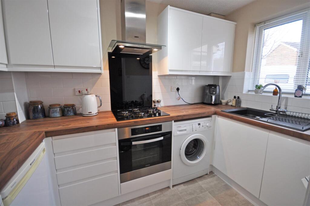 Additional image 12 of Howlett Drive, Hailsham