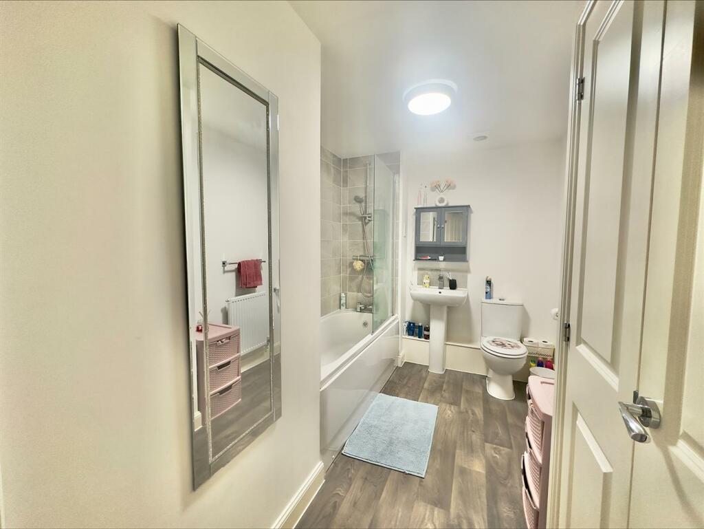 Additional image 8 of Robin Lane, Peacehaven