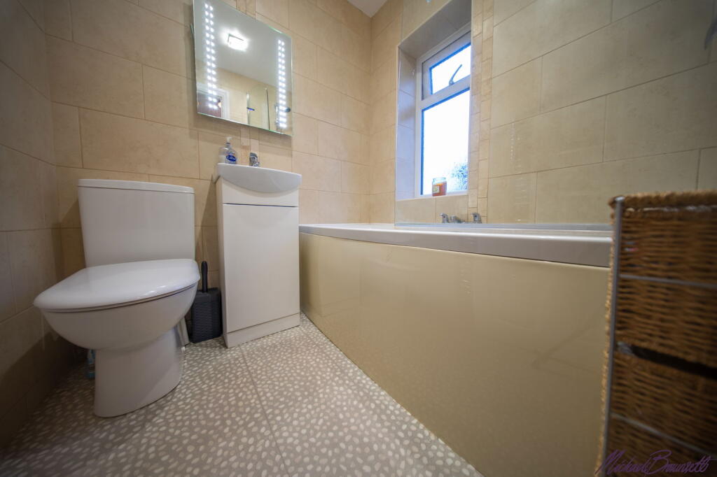 Additional image 17 of Raeburn Drive, Bradford, BD6 2LL