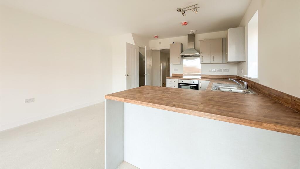 Additional image 4 of Station Road, Kennett