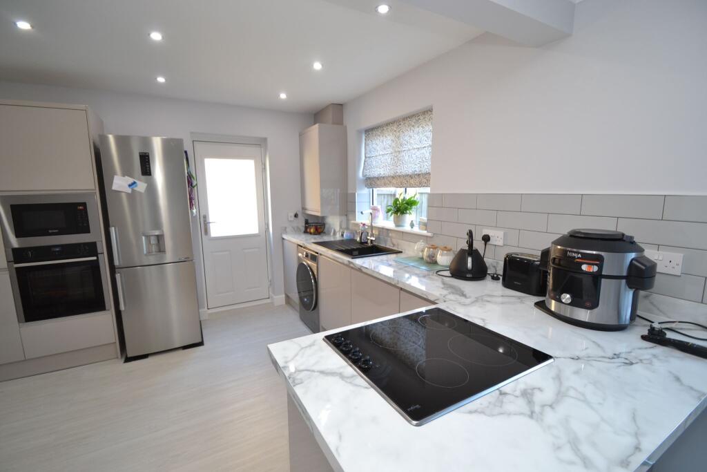 Additional image 7 of Little Cote, Thackley,