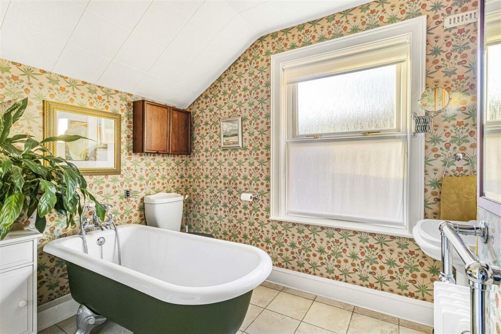 Additional image 17 of Wratting Road, Haverhill