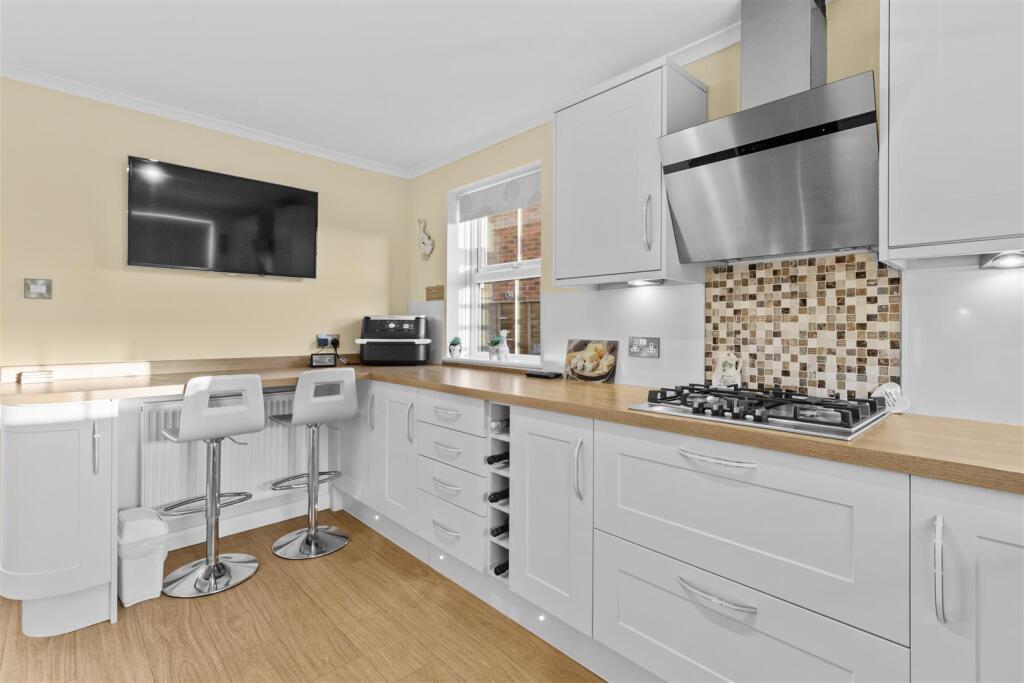 Additional image 9 of Arun Close, Stone Cross, Pevensey