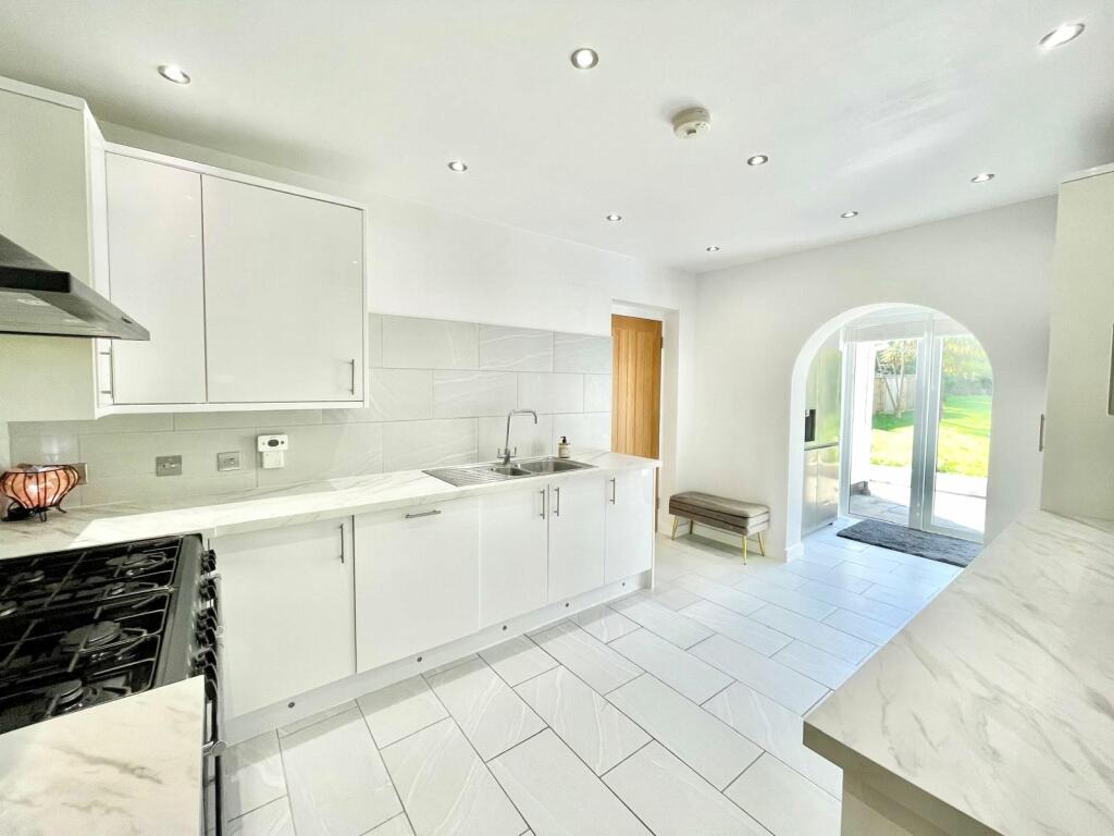 Additional image 28 of Kings Drive, Eastbourne, East Sussex, BN21