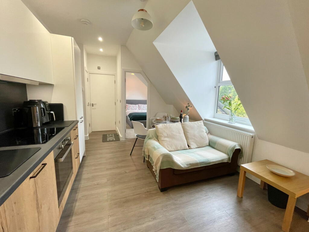 Additional image 17 of Royal House, Princes Gate, Homer Road, Solihull