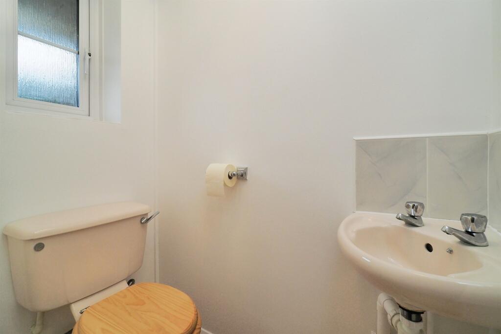 Additional image 7 of Foxglove Way, Yeovil