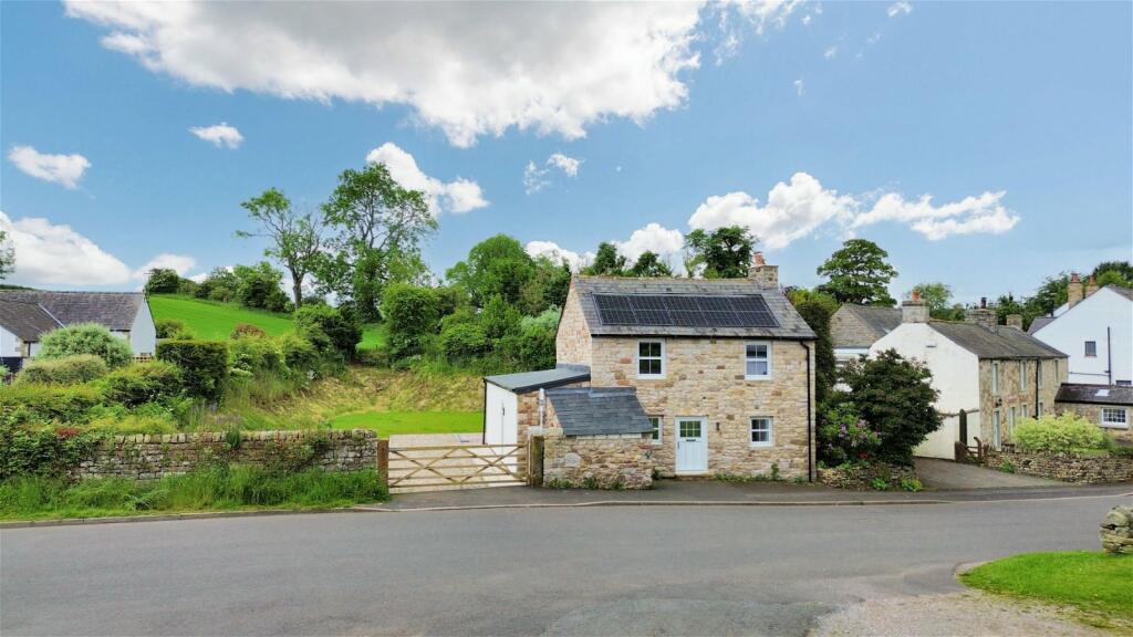 Castle Carrock, Brampton, CA8 9LU