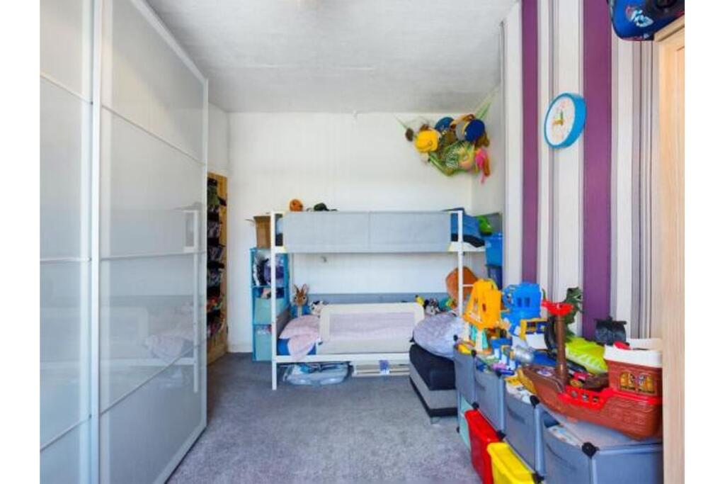 Additional image 11 of Cleckheaton Road, Bradford, BD12