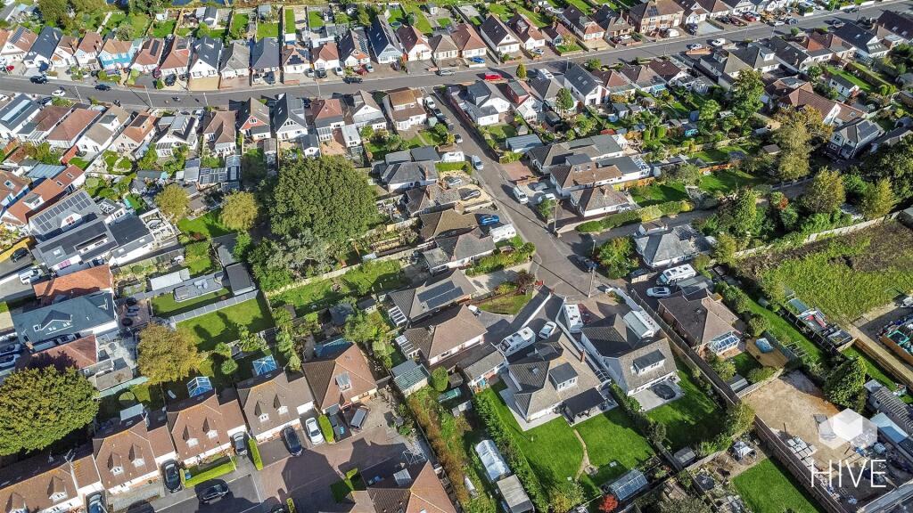 Additional image 19 of Woodlands Crescent, Poole