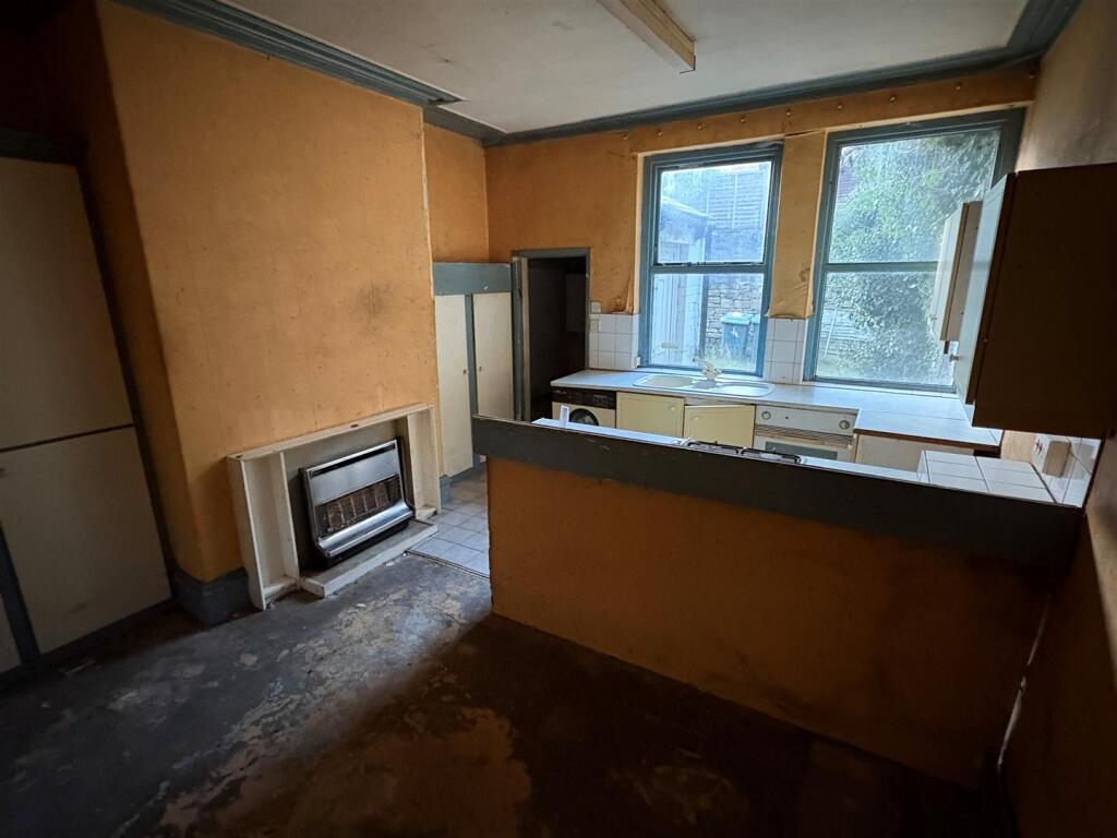 Additional image 5 of Booth Street, Cleckheaton