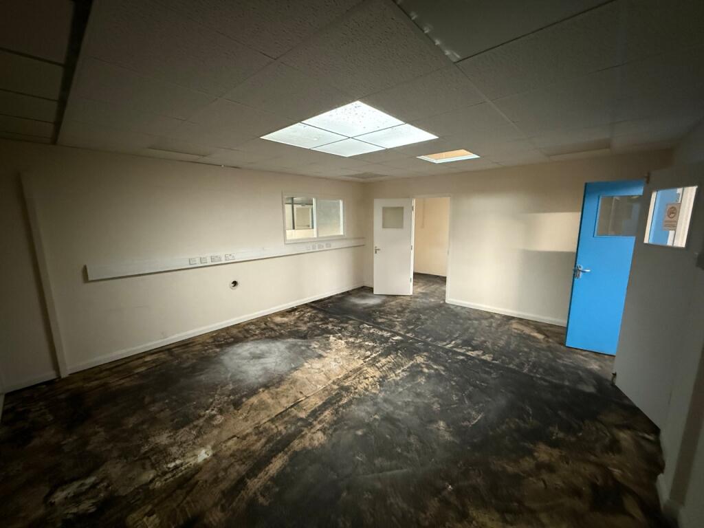 Additional image 13 of T4 Dominion Way, Worthing, West Sussex, BN14