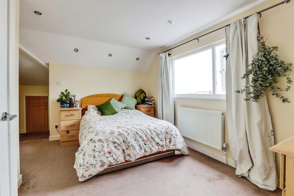 Additional image 16 of Manor Rise, Whitchurch, Cardiff