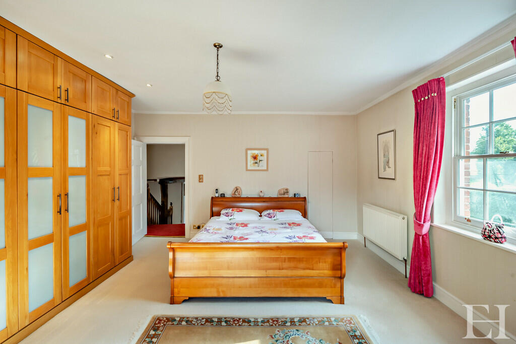 Additional image 17 of Sturmer