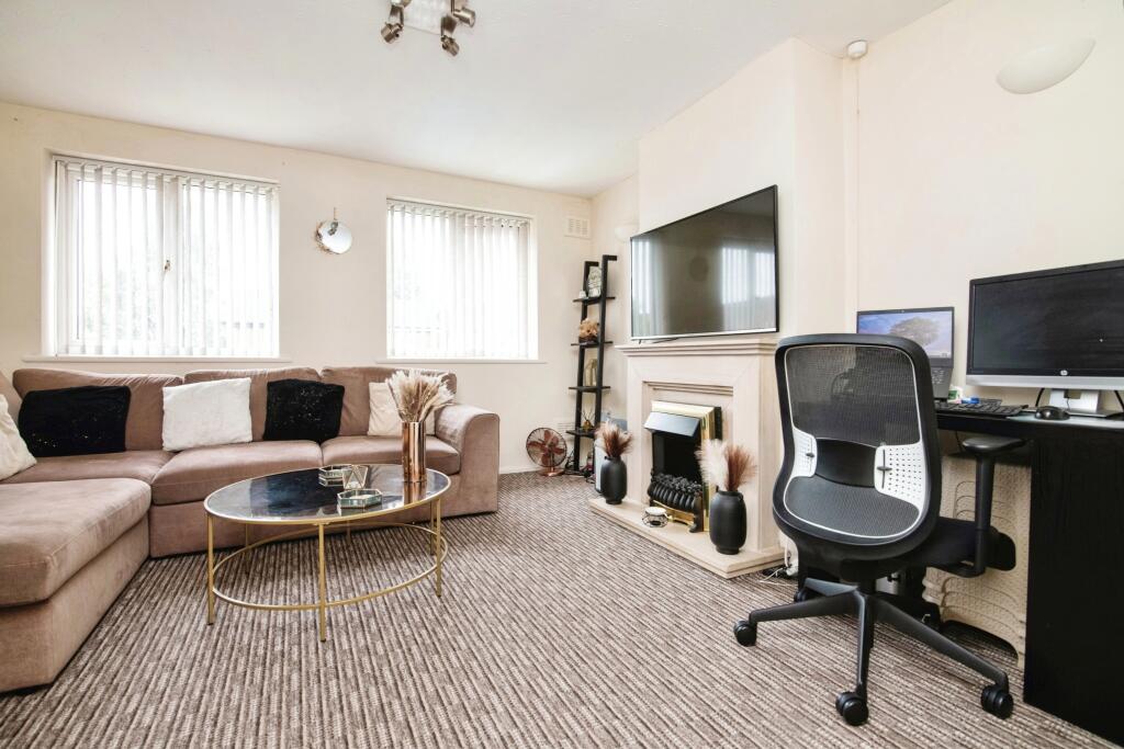 Additional image 4 of Peel Way, Oldbury, B69