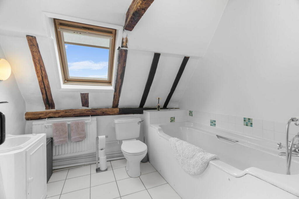 Additional image 17 of Pipers Lane, Strethall